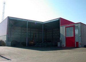 2006 | In Ybbs wir eine Halle (ein Zwischenlager) für gefährliche Abfälle neu erbaut.